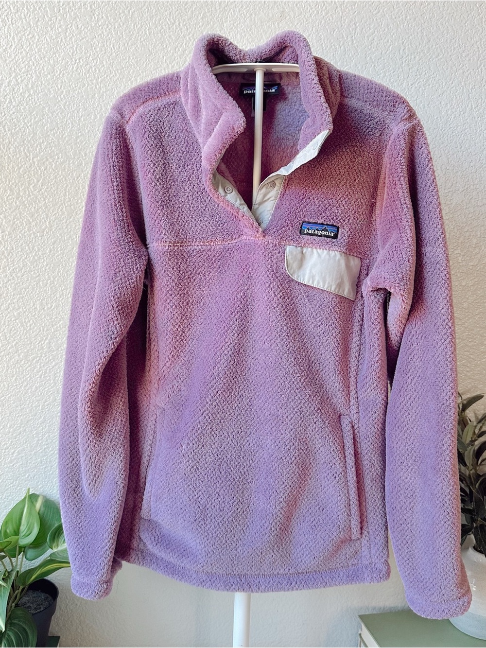 Patagonia Women’s Lavender Snap-Front Fleece Pullover